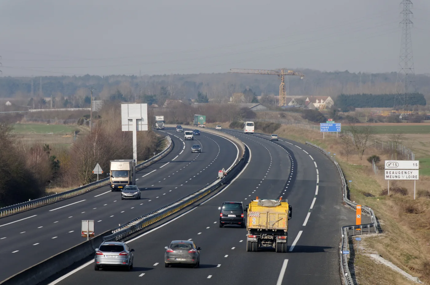 Trajet longue distance et convoyage de véhicule sur autoroute — chauffeur privé Diligence
